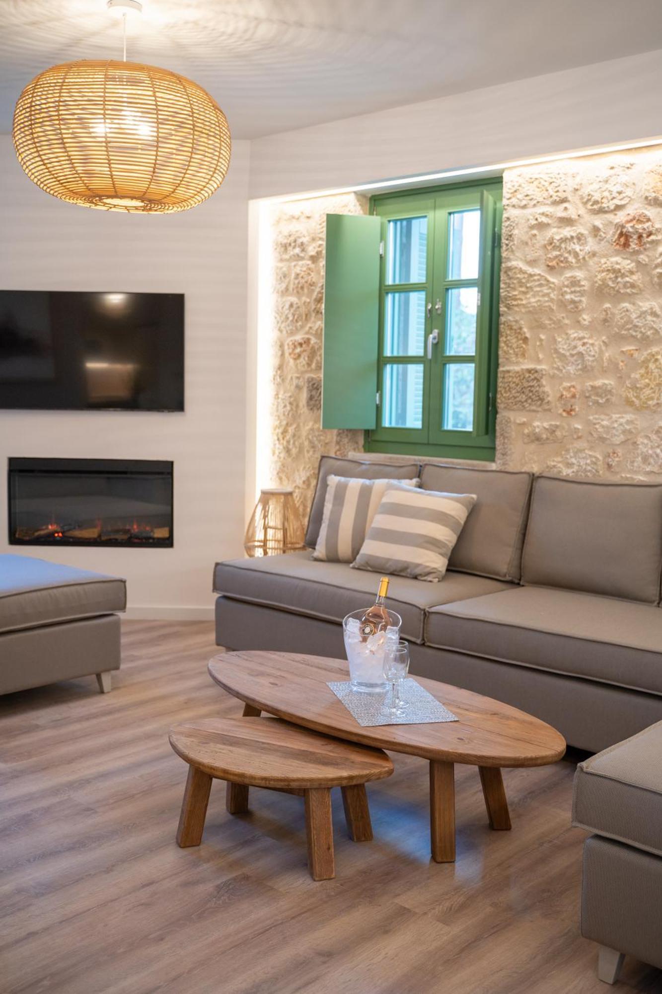 Olvio Suites Kardamyli Dış mekan fotoğraf