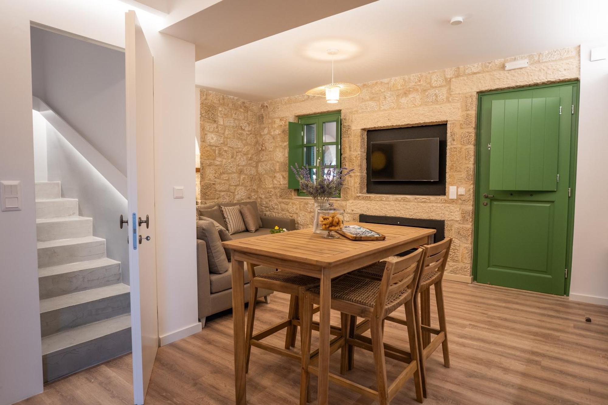 Olvio Suites Kardamyli Dış mekan fotoğraf
